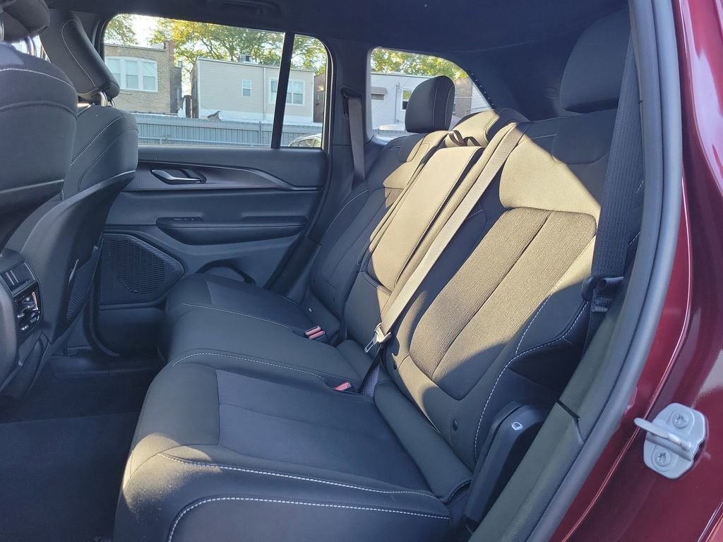 2024 Jeep Grand Cherokee Laredo X 4x4