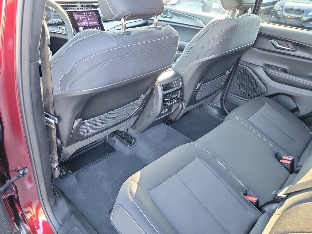 2024 Jeep Grand Cherokee Laredo X 4x4