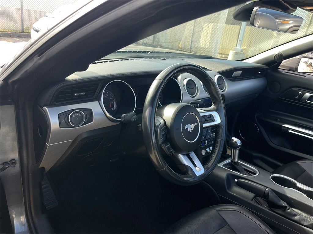 2022 Ford Mustang EcoBoost Premium