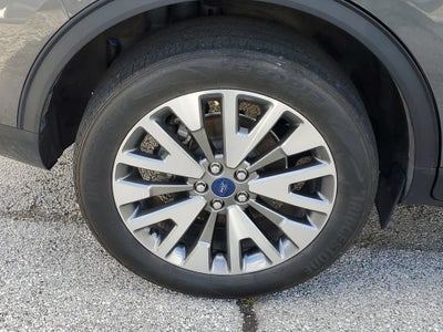 2022 Ford Escape Titanium