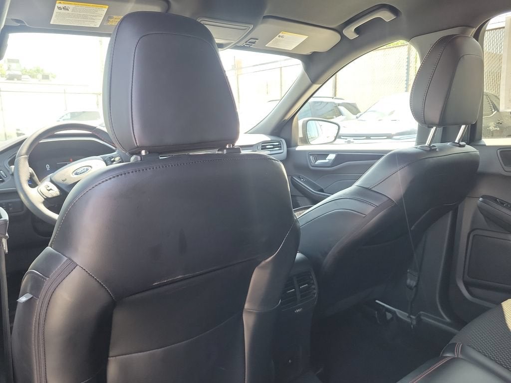 2025 Ford Escape ST-Line Select