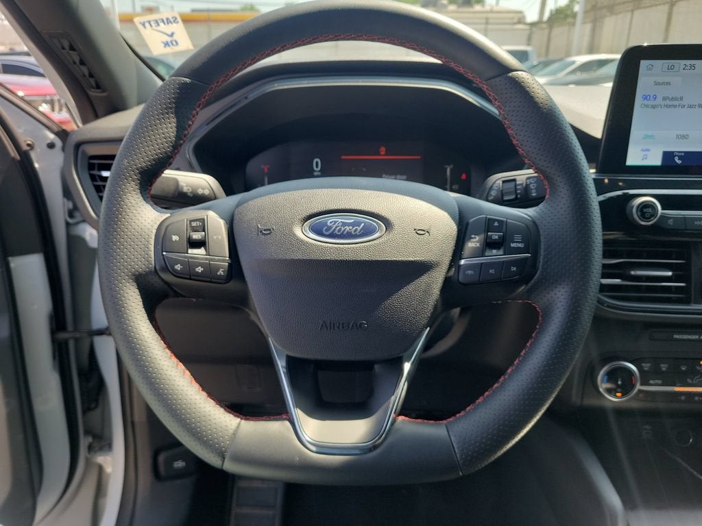 2025 Ford Escape ST-Line Select