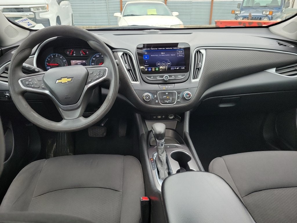2023 Chevrolet Malibu LS