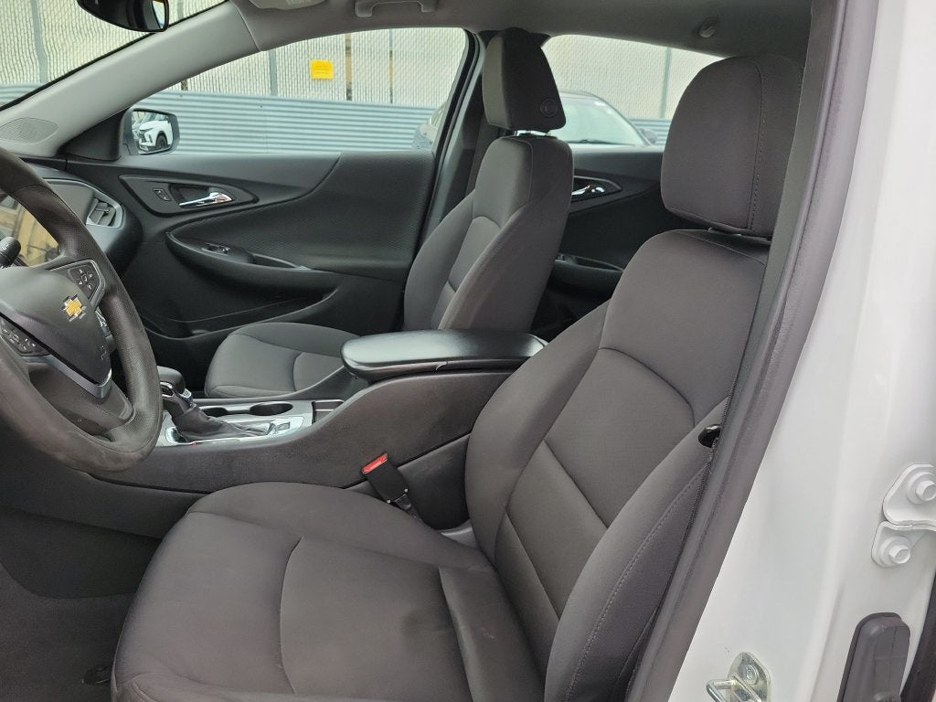 2023 Chevrolet Malibu LS