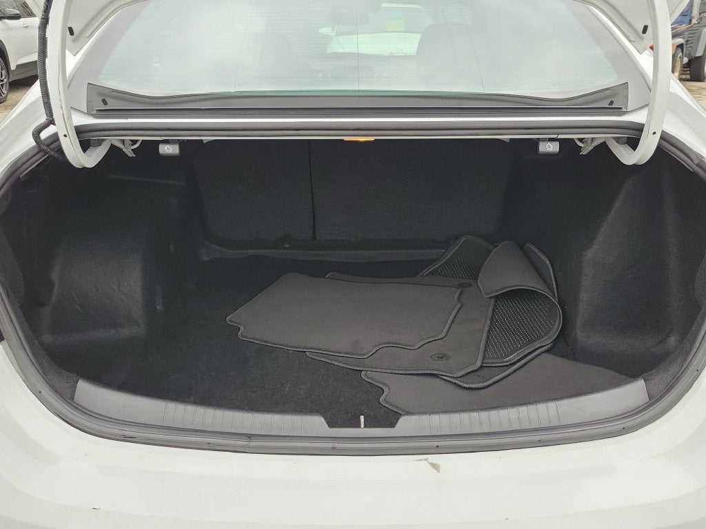 2023 Chevrolet Malibu LS