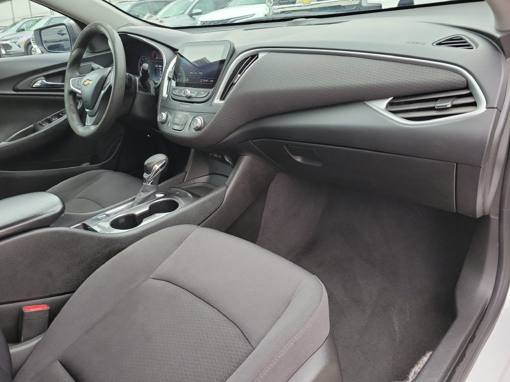 2023 Chevrolet Malibu LS