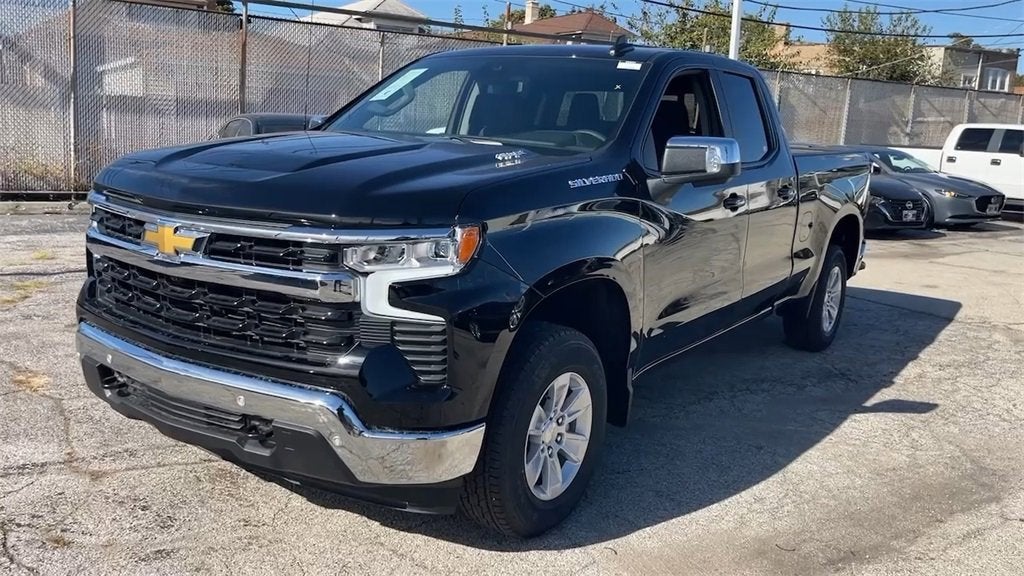 2026 Chevrolet Silverado 1500 LT LT1
