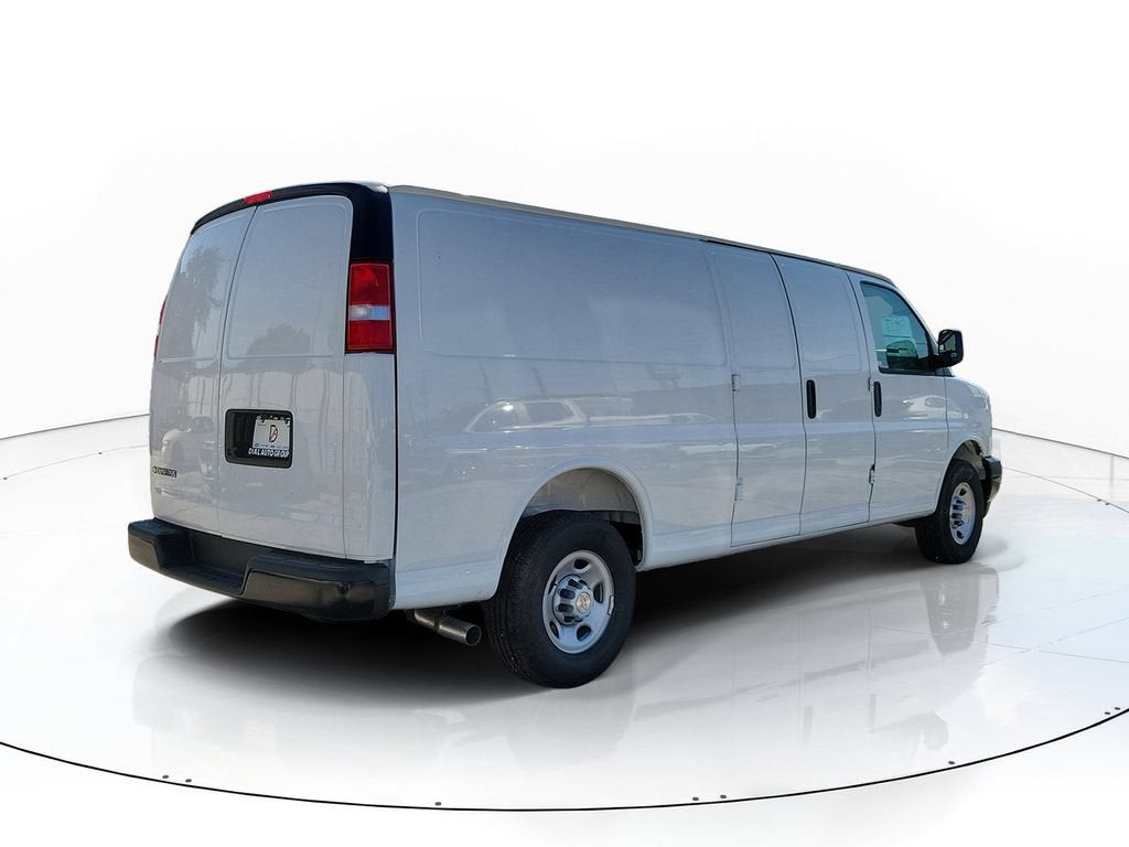 2026 Chevrolet Express Cargo WT