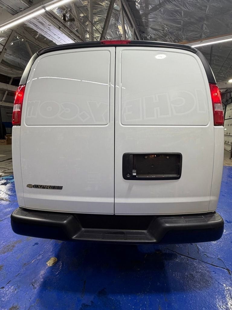 2026 Chevrolet Express Cargo WT