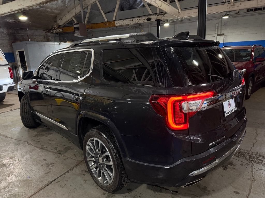 2020 GMC Acadia Denali