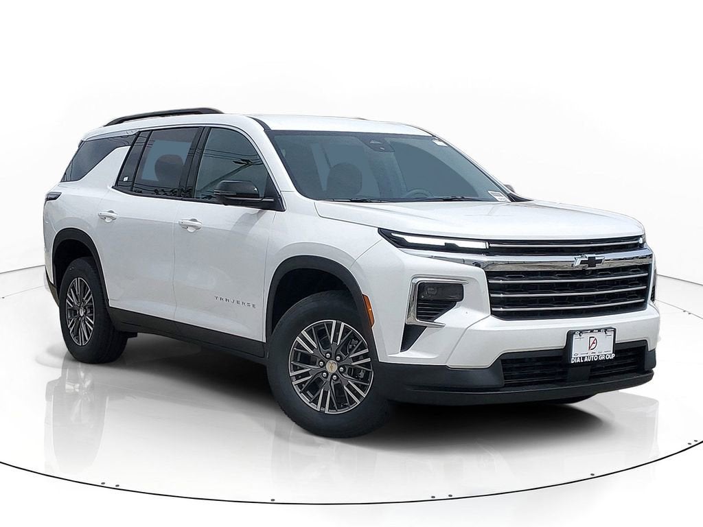 2026 Chevrolet Traverse FWD LT's photo