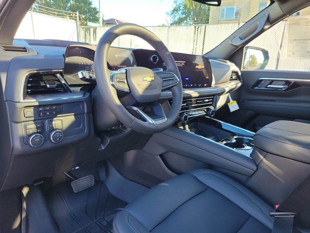 2027 Chevrolet Suburban LT