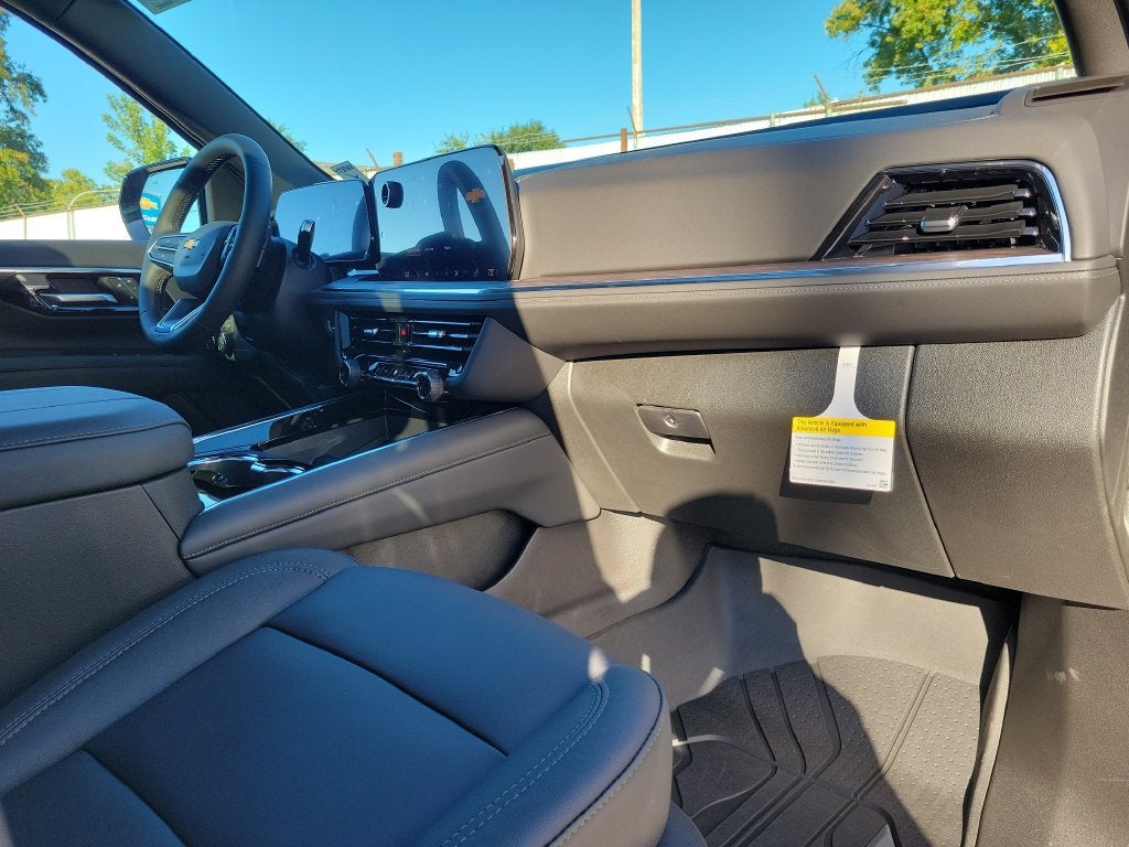 2027 Chevrolet Suburban LT