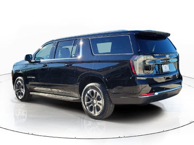 2027 Chevrolet Suburban LT