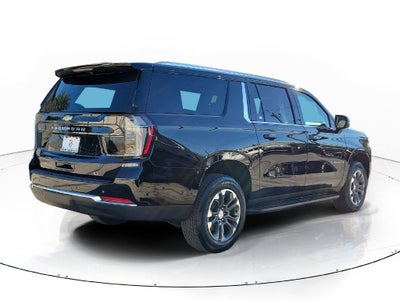 2027 Chevrolet Suburban LT