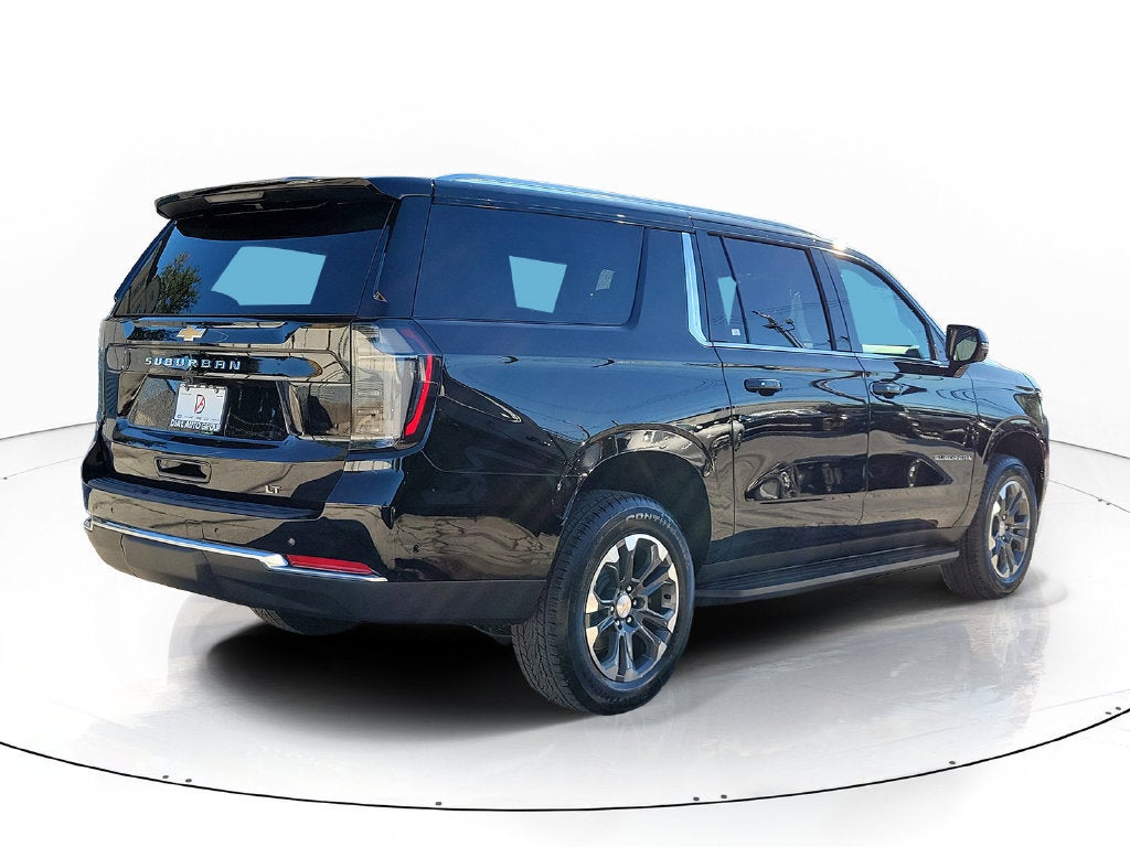 2027 Chevrolet Suburban LT