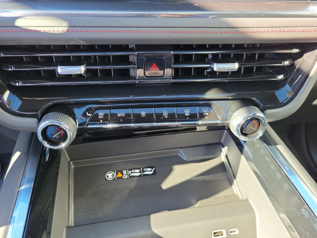 2027 Chevrolet Suburban RST