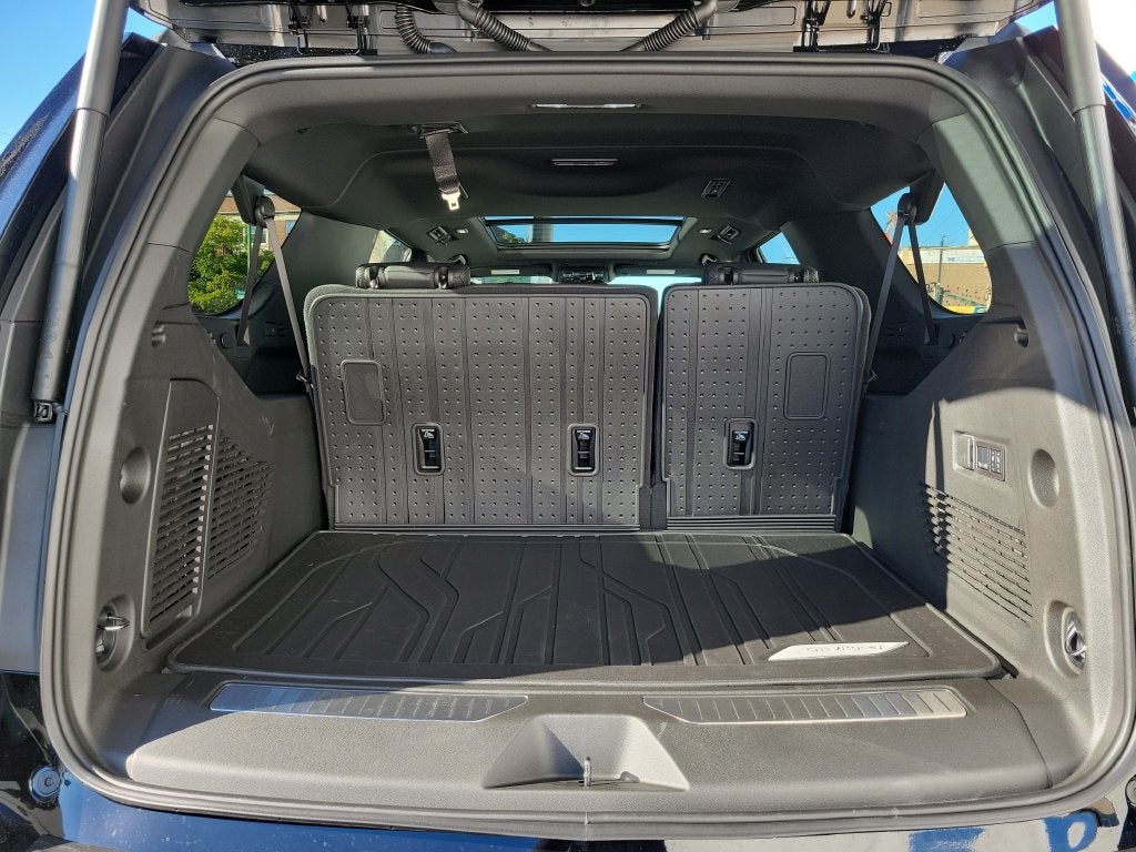 2027 Chevrolet Suburban RST