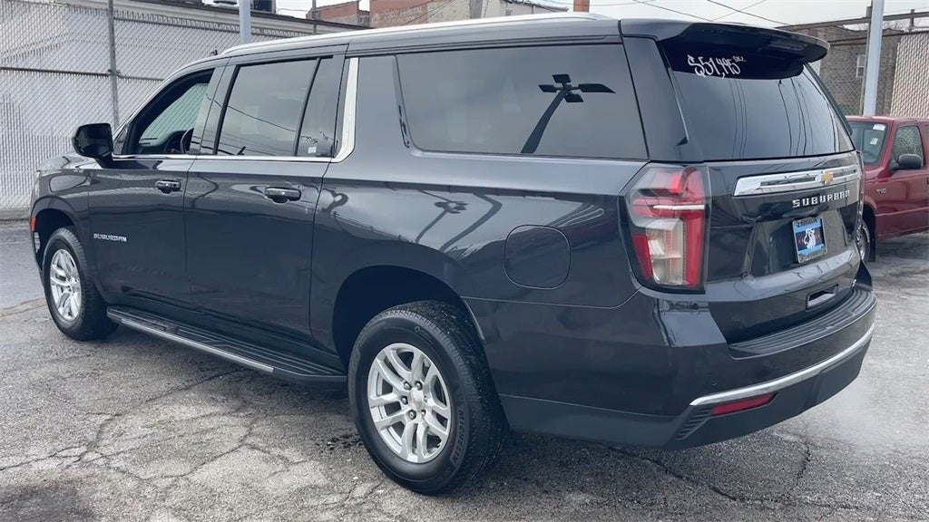 2024 Chevrolet Suburban LT
