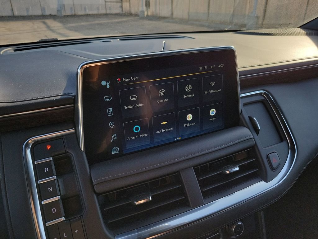 2024 Chevrolet Suburban LT