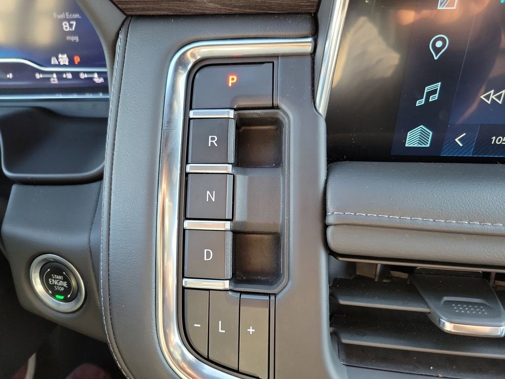 2024 Chevrolet Suburban LT