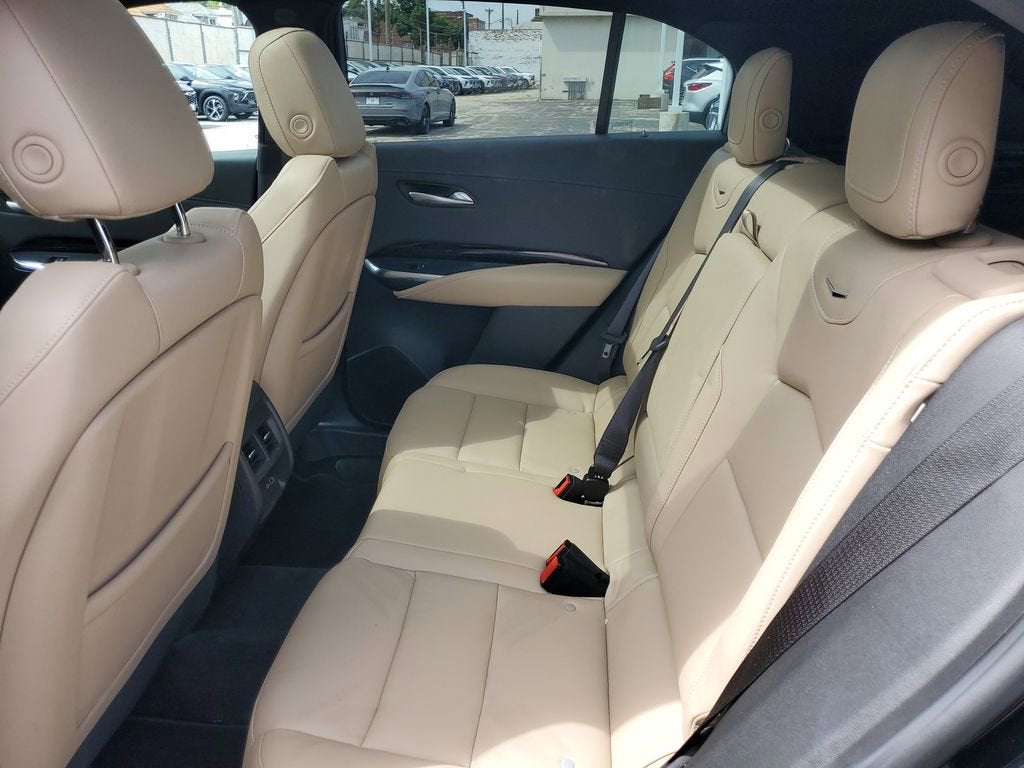 2024 Cadillac XT4 Luxury