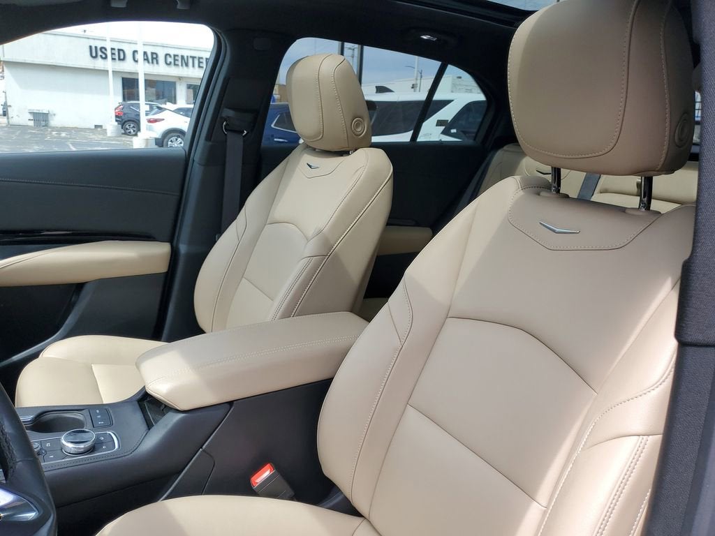 2024 Cadillac XT4 Luxury