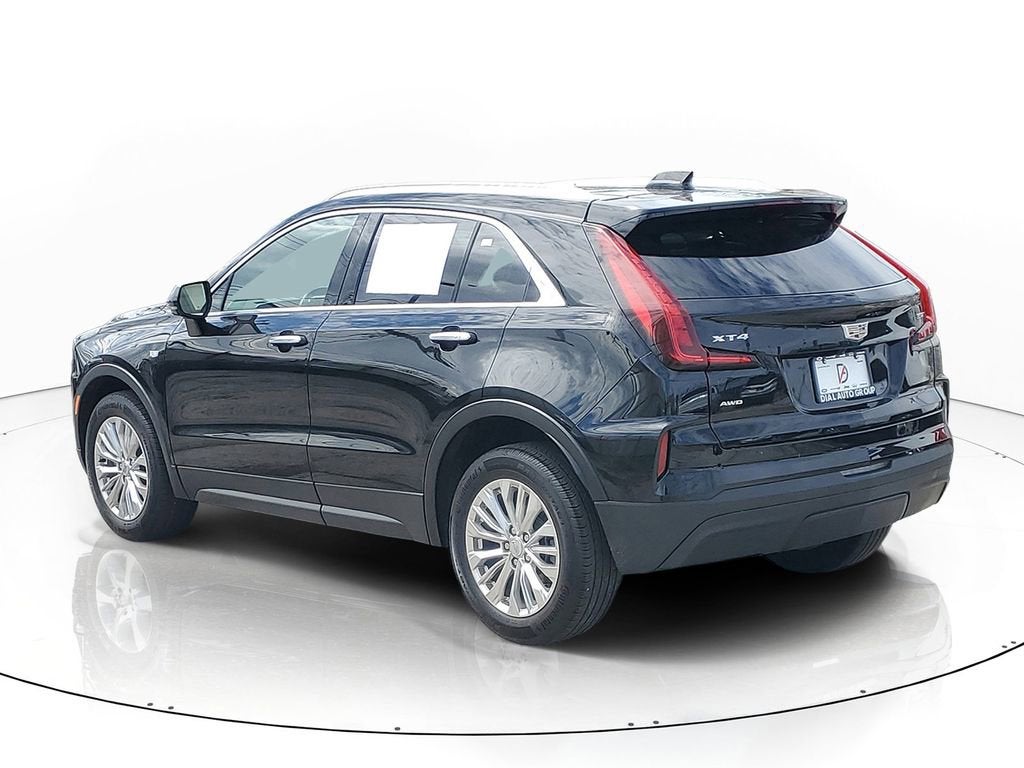 2024 Cadillac XT4 Luxury