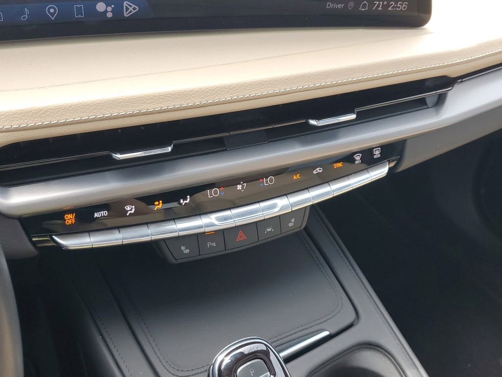 2024 Cadillac XT4 Luxury