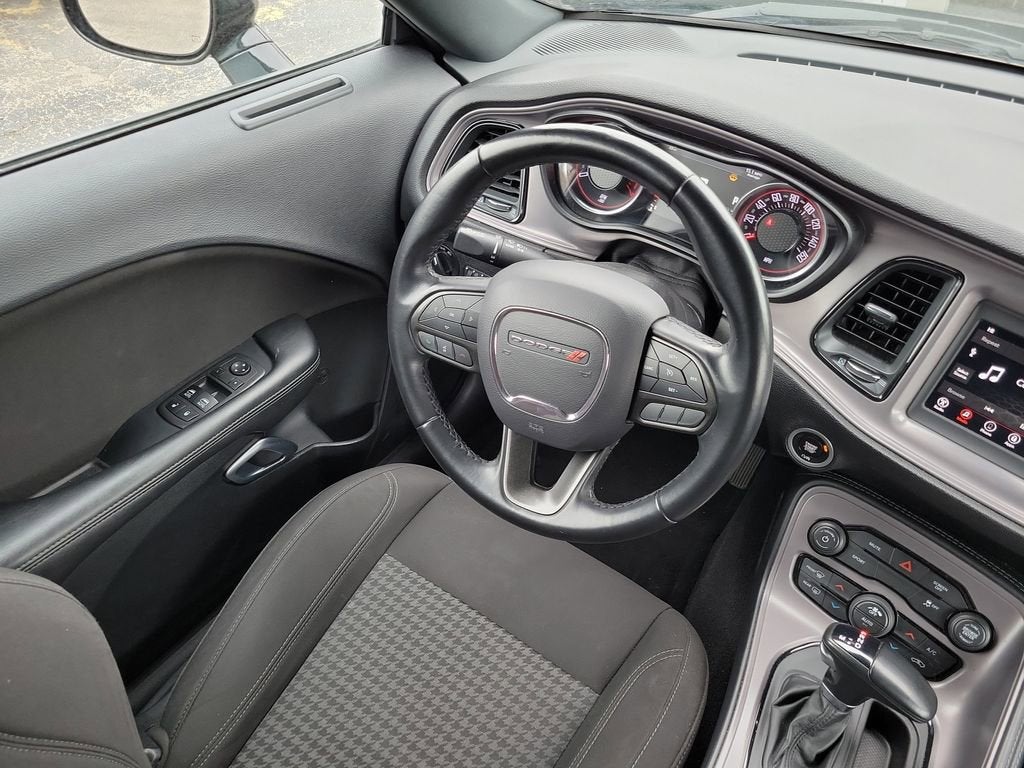 2023 Dodge Challenger SXT