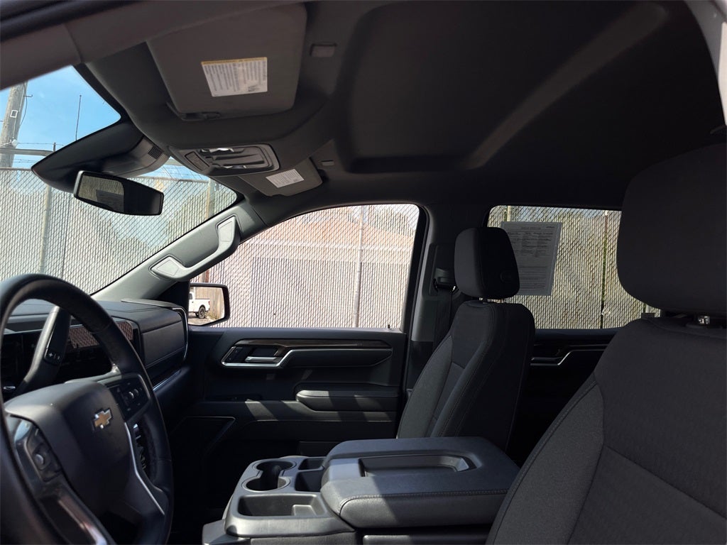 2025 Chevrolet Silverado 1500 LT LT1