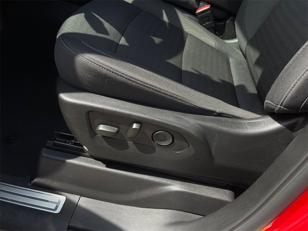 2025 Chevrolet Silverado 1500 LT LT1