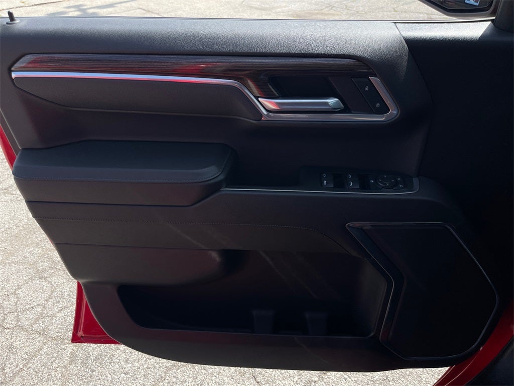 2025 Chevrolet Silverado 1500 LT LT1