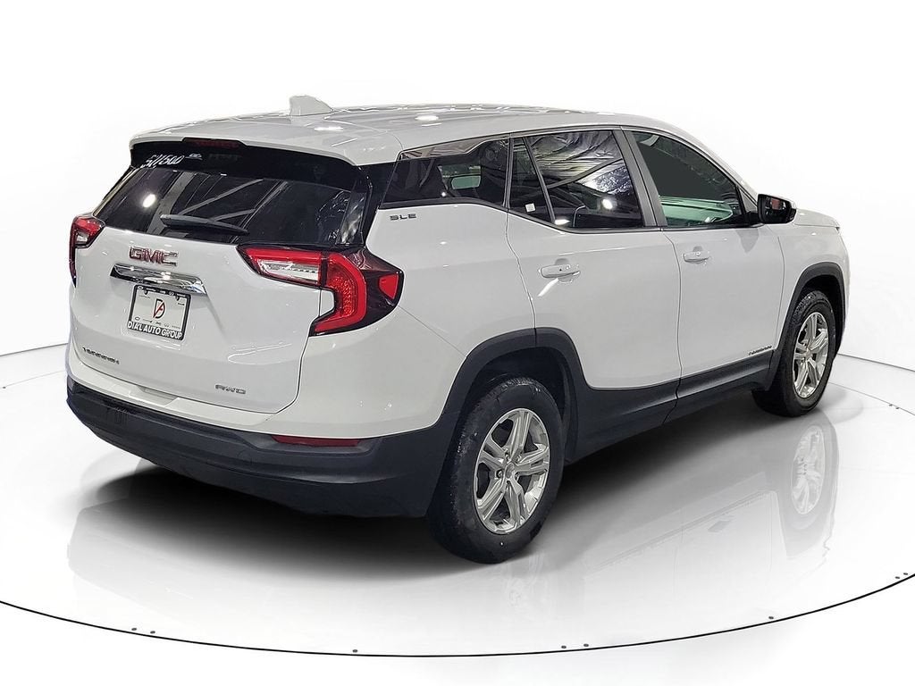 2024 GMC Terrain SLE