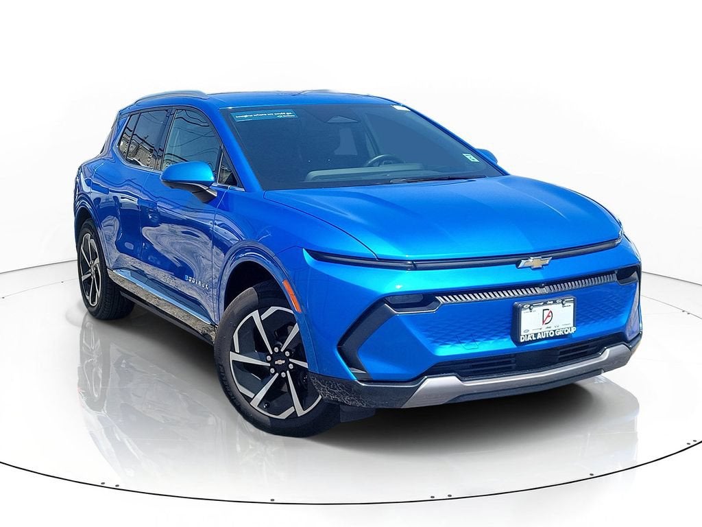 2024 Chevrolet Equinox EV 2LT FWD's photo