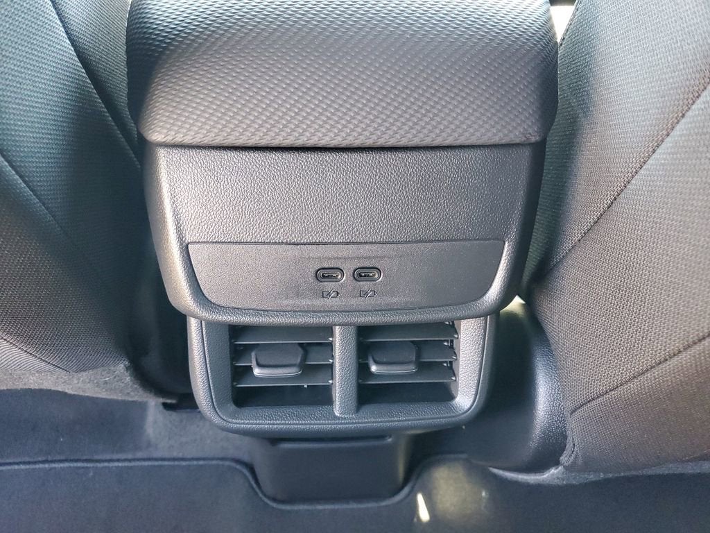 2026 Chevrolet Equinox LT - Photo 10