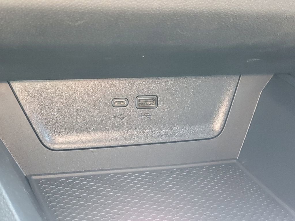 2026 Chevrolet Equinox LT - Photo 31