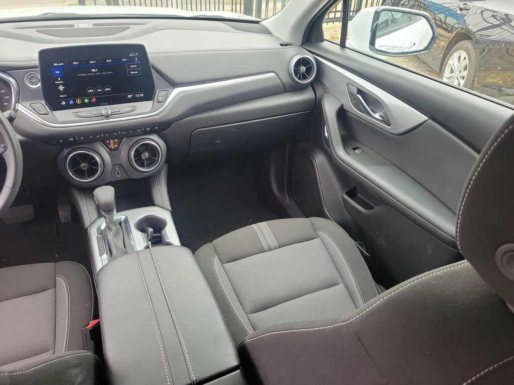 2025 Chevrolet Blazer 2LT - Photo 13