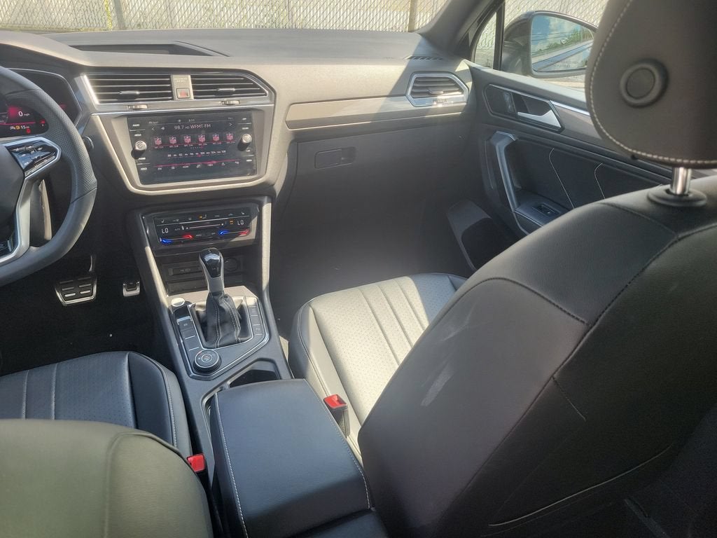 2022 Volkswagen Tiguan 2.0T SE R-Line Black
