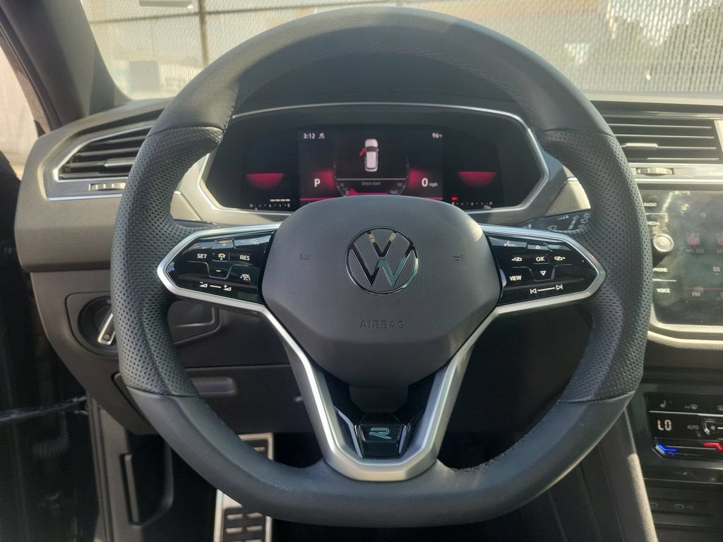 2022 Volkswagen Tiguan 2.0T SE R-Line Black