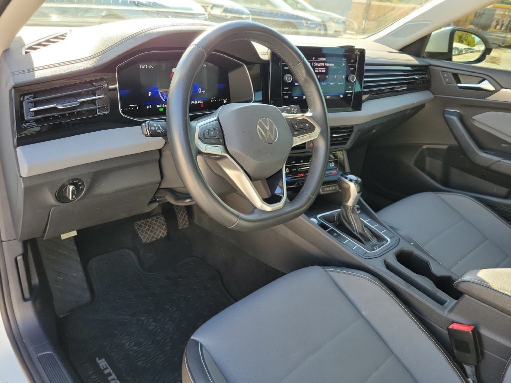 2025 Volkswagen Jetta 1.5T SE