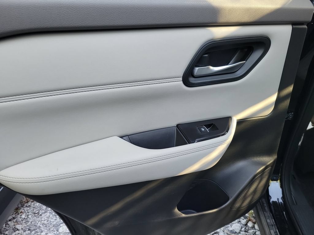 2023 Nissan Rogue SL Intelligent AWD