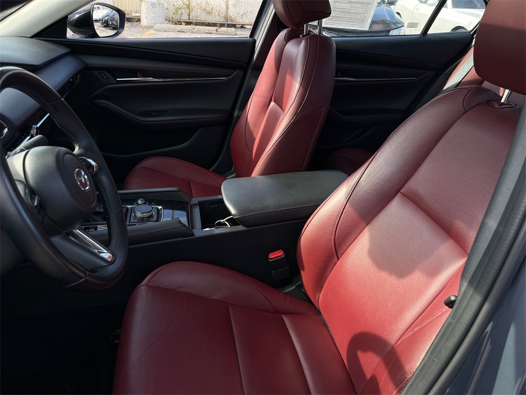 2025 Mazda Mazda3 2.5 S Carbon Edition