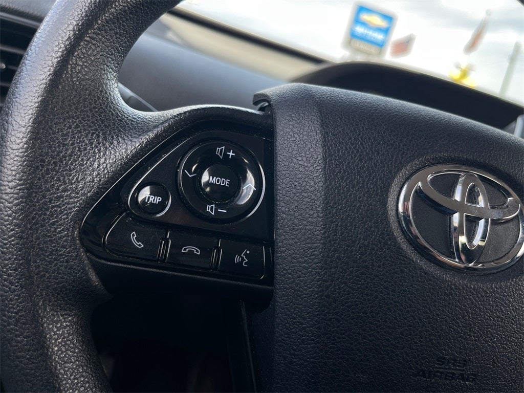 2022 Toyota Prius LE
