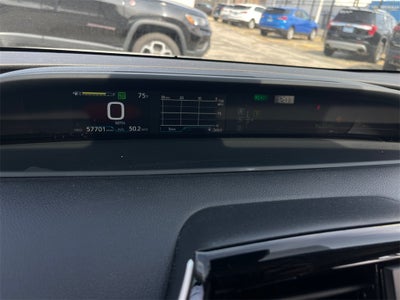 2022 Toyota Prius LE