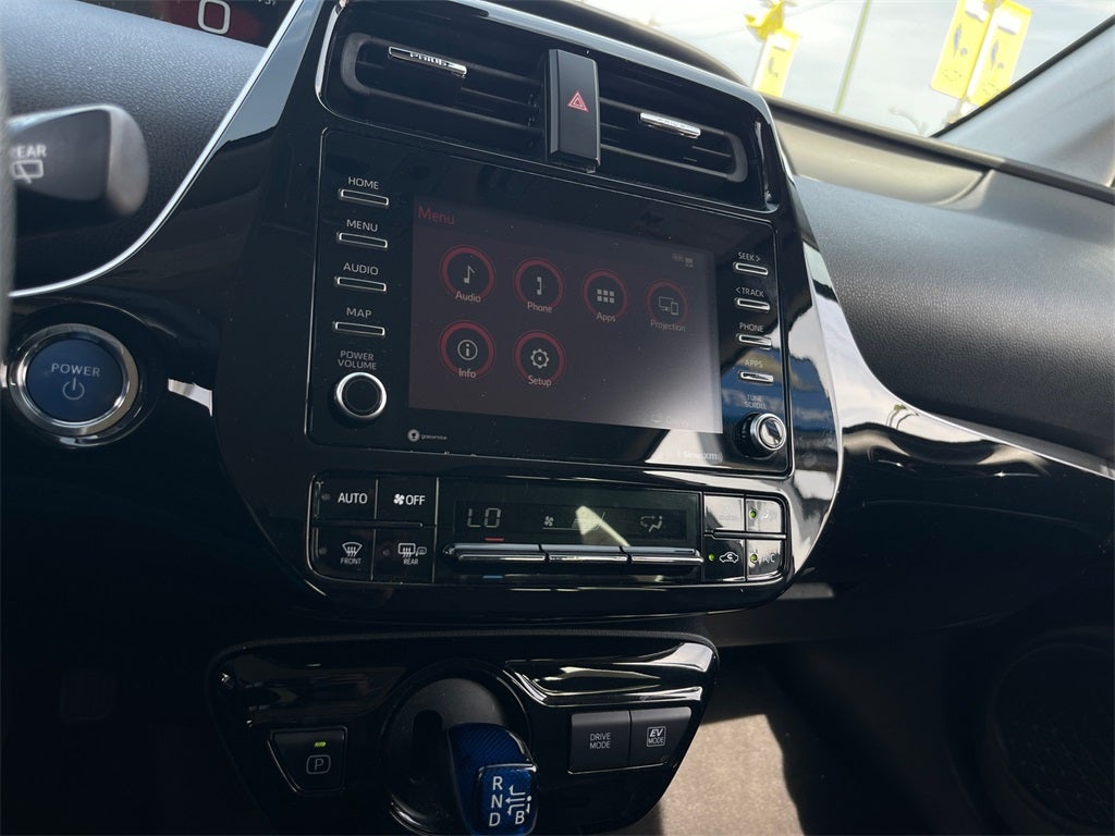 2022 Toyota Prius LE