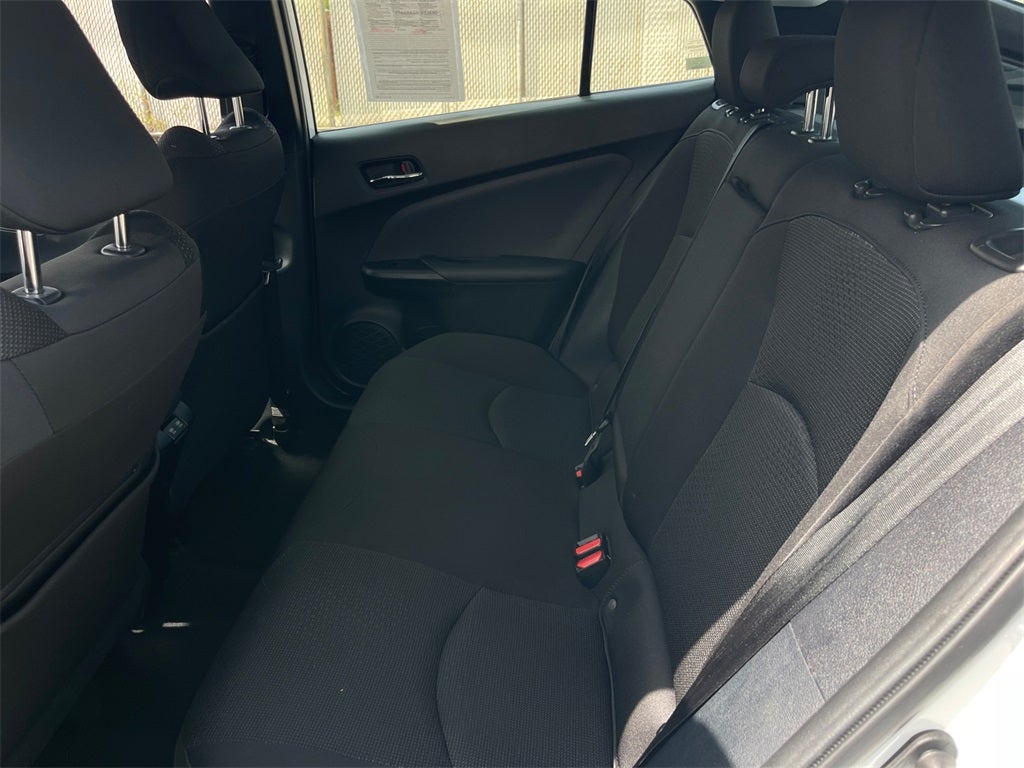 2022 Toyota Prius LE