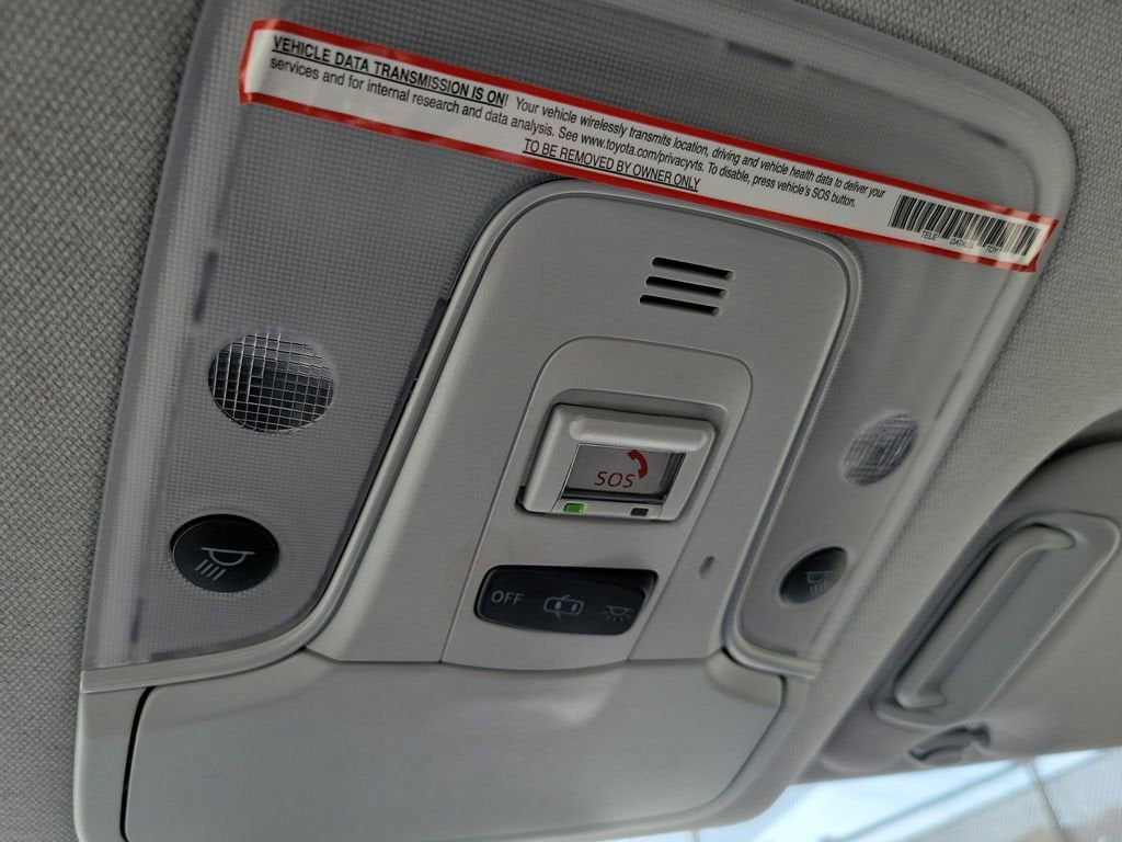 2022 Toyota Prius L Eco