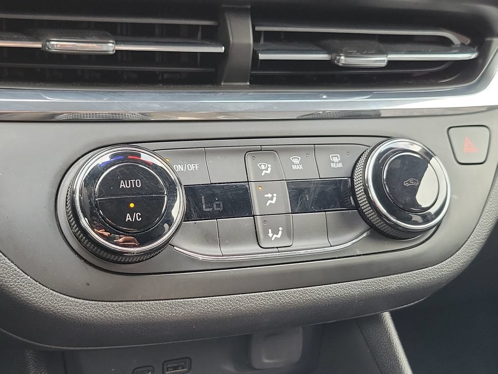 2025 Buick Envista Preferred