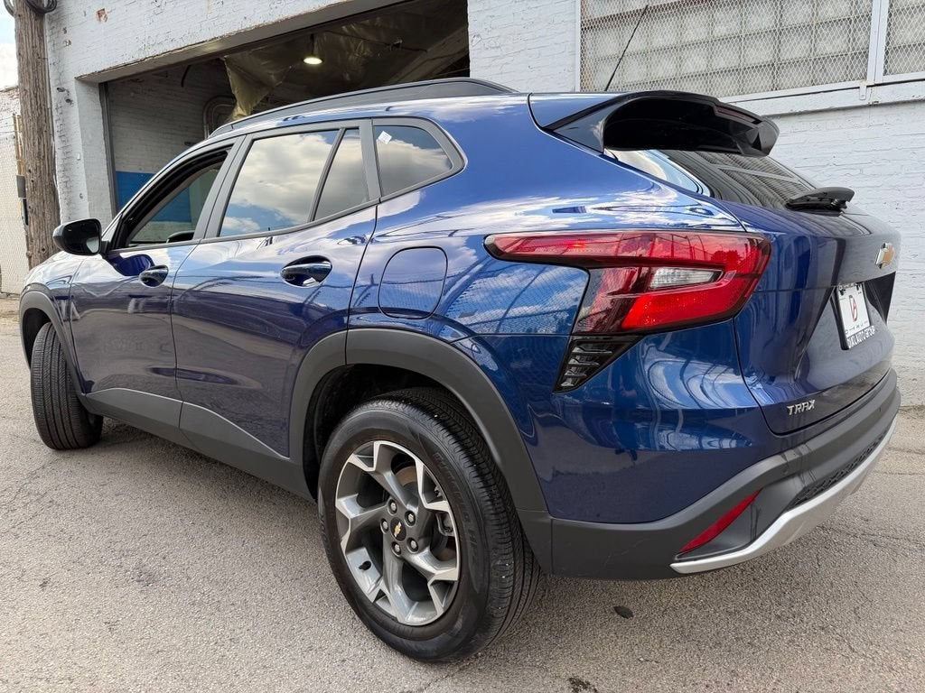 2024 Chevrolet Trax LT